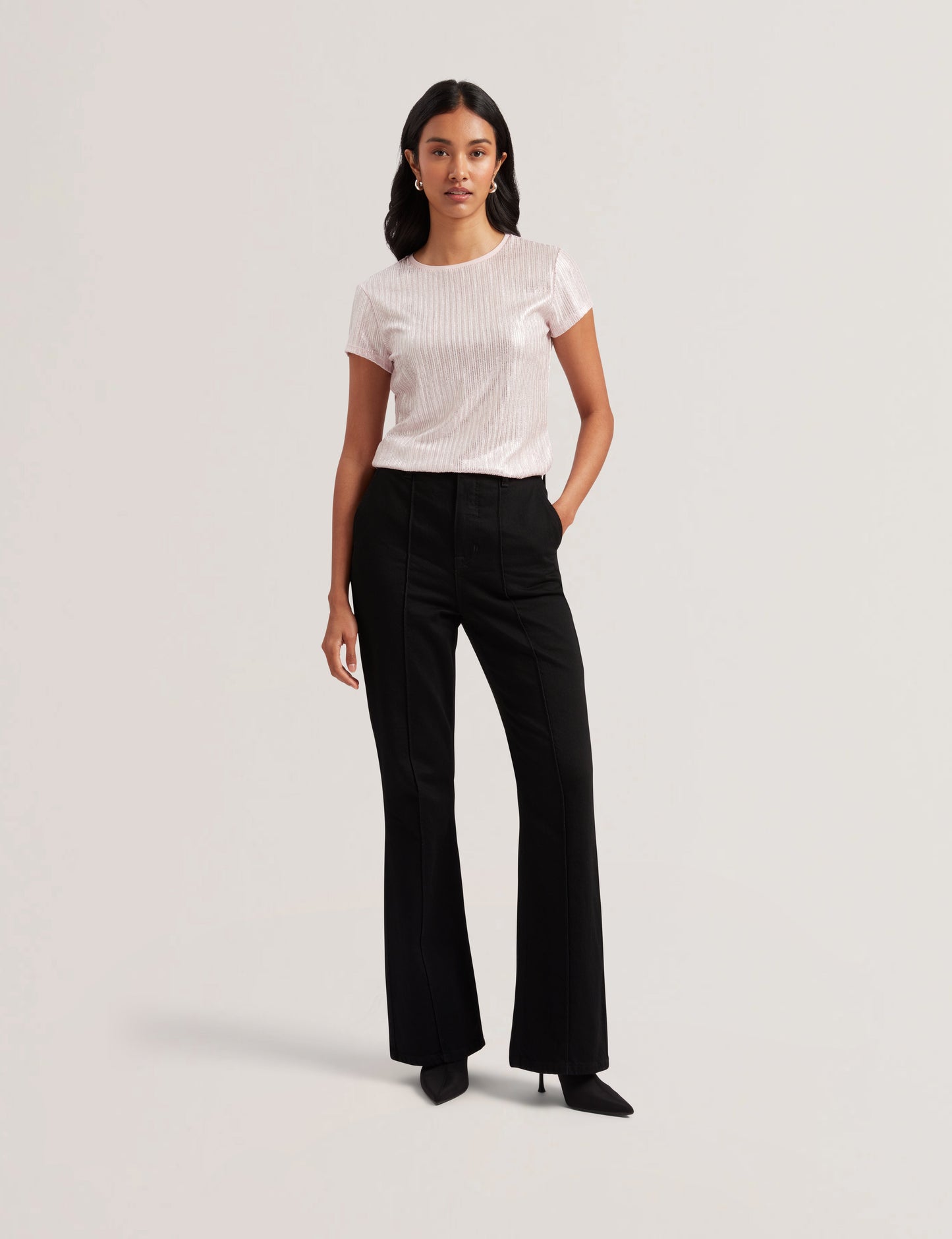 Ribbed Metallic Fitted T-Shirt