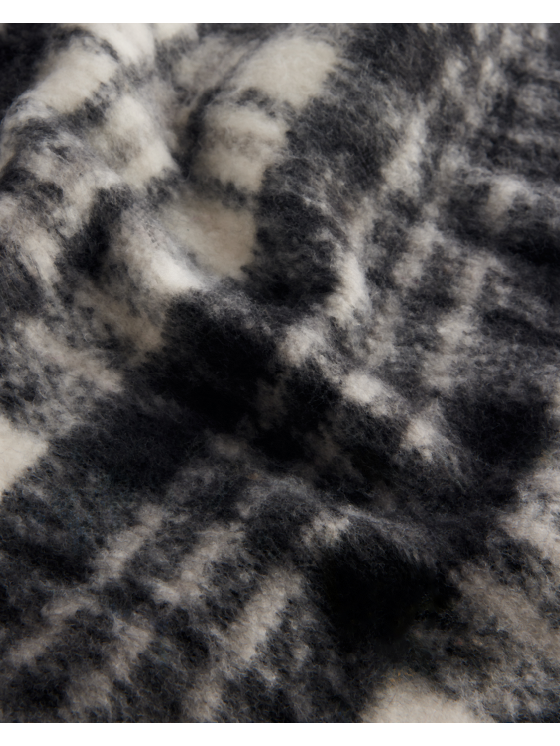 Checked Fringed Edge Woven Scarf