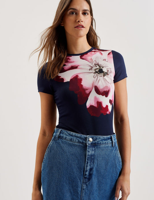 Placement Print Crew Neck Fitted T-Shirt