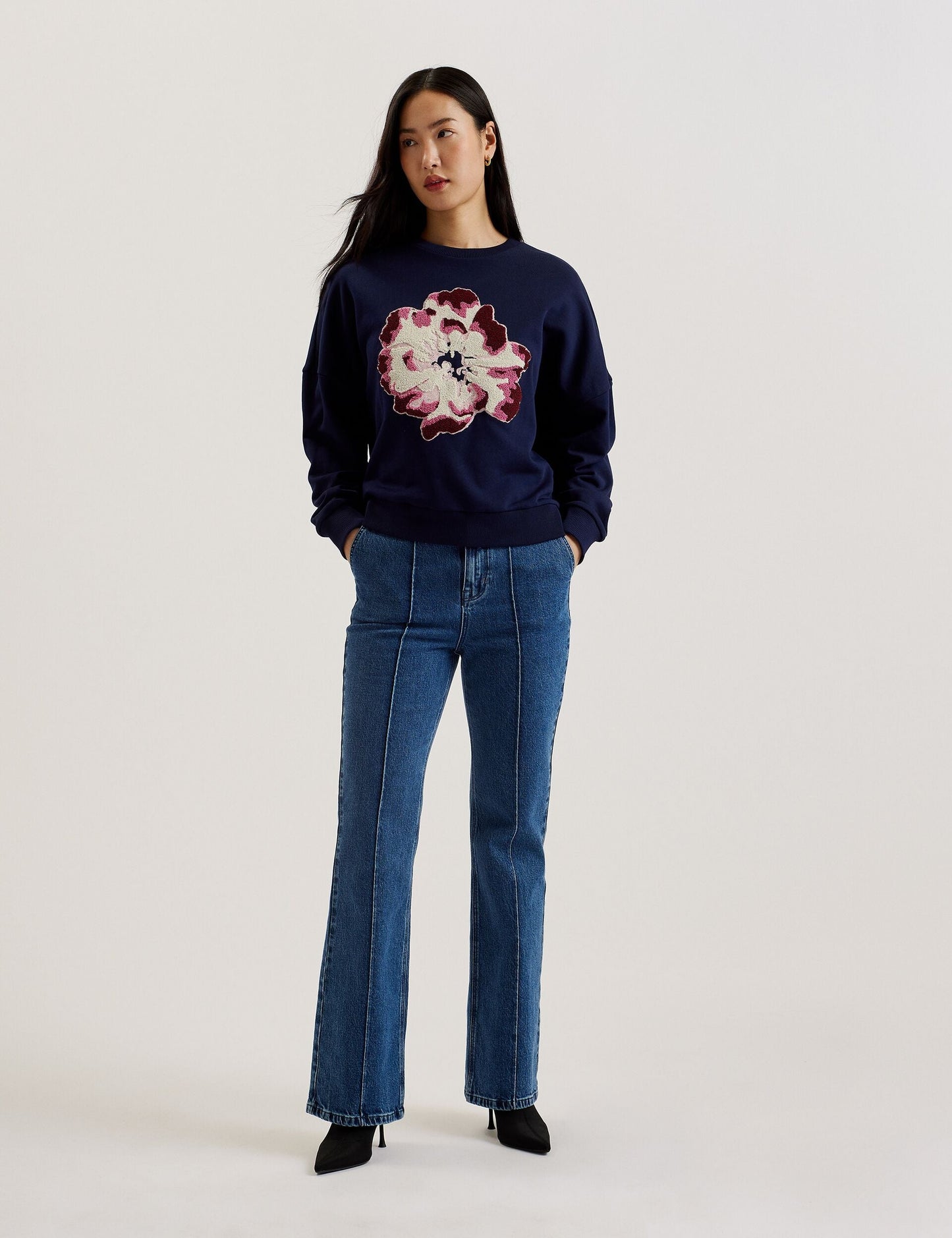 Textured Floral Graphic Cotton Sweatshirt