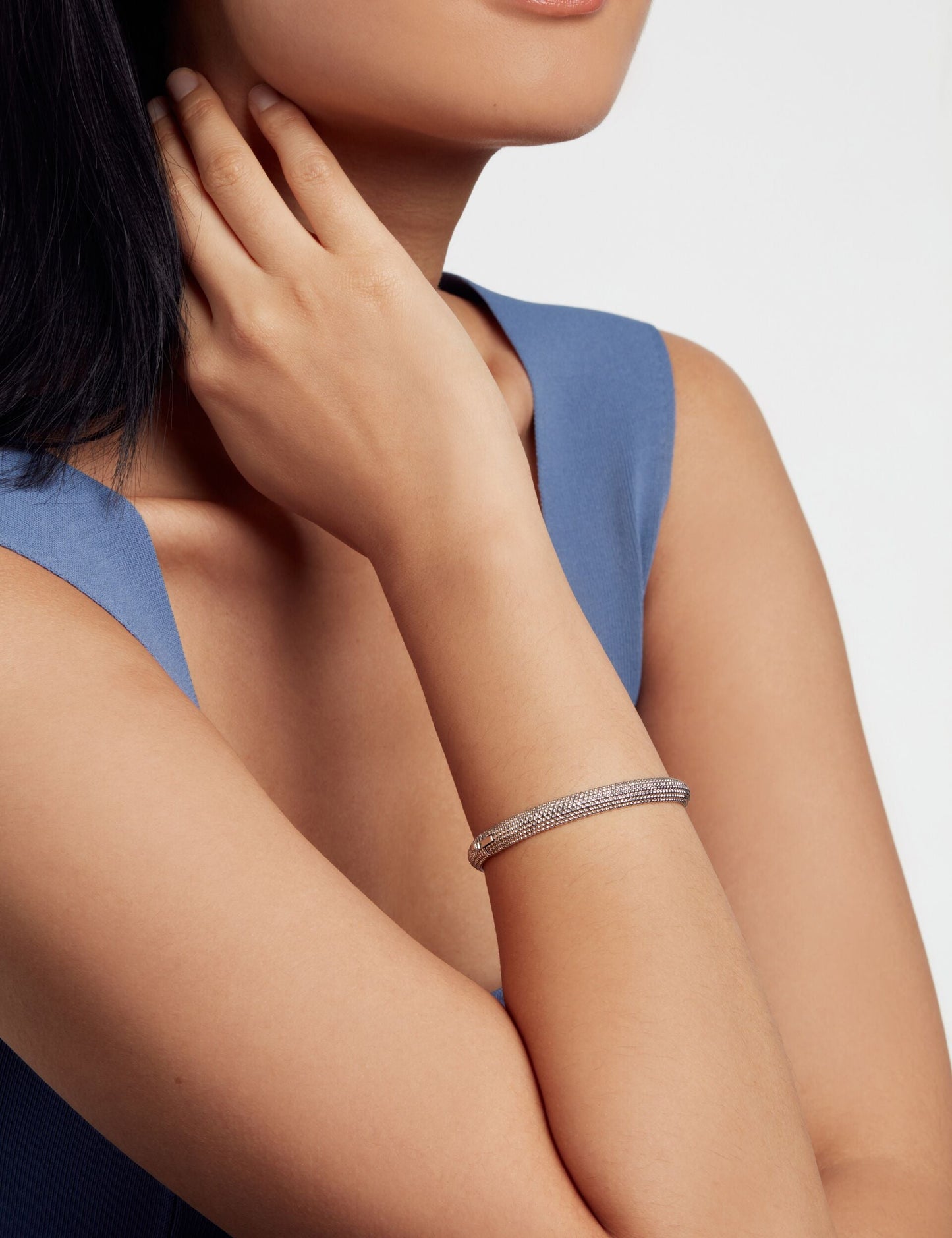 Dotted Texture Hinged Bangle Bracelet